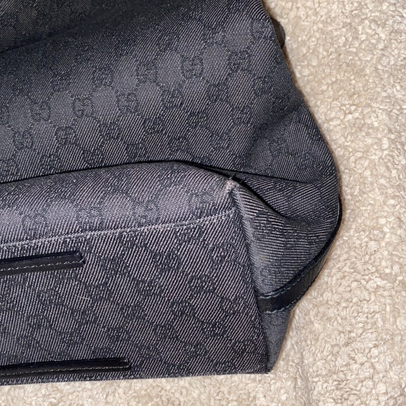 GUCCI BLACK CANVAS BAG - Picture 8 of 10